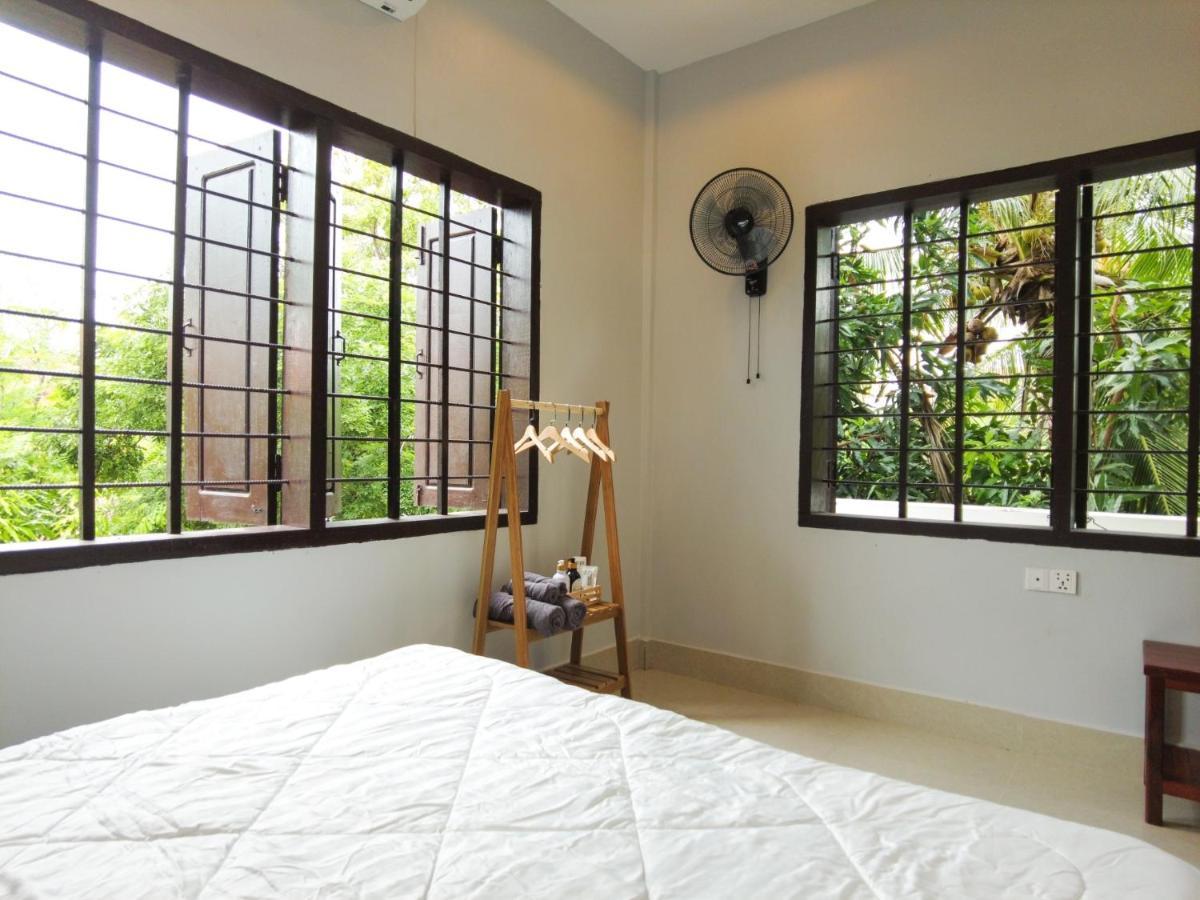 Pteas Kumae Hotel Siem Reap Exterior photo