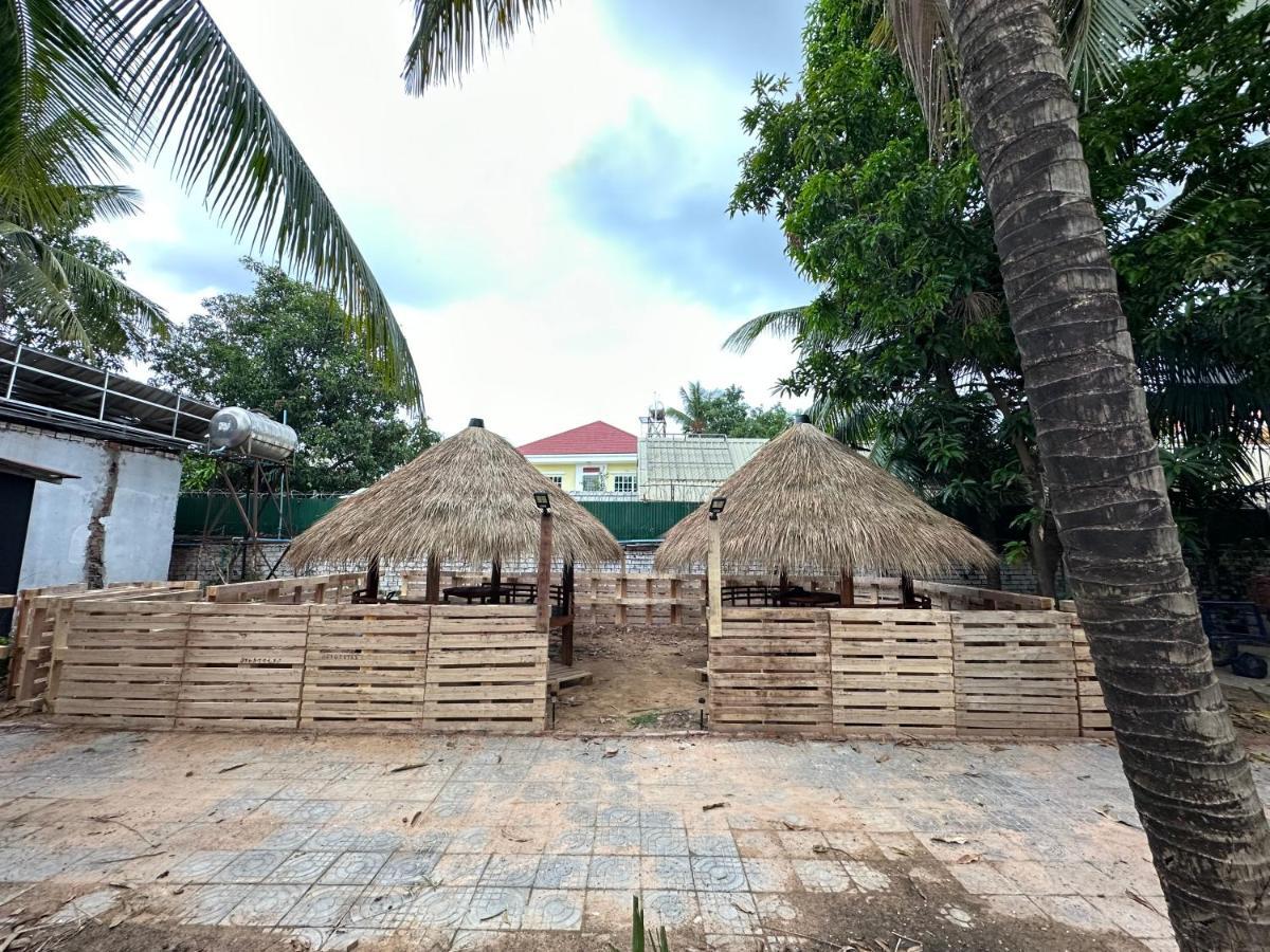 Pteas Kumae Hotel Siem Reap Exterior photo
