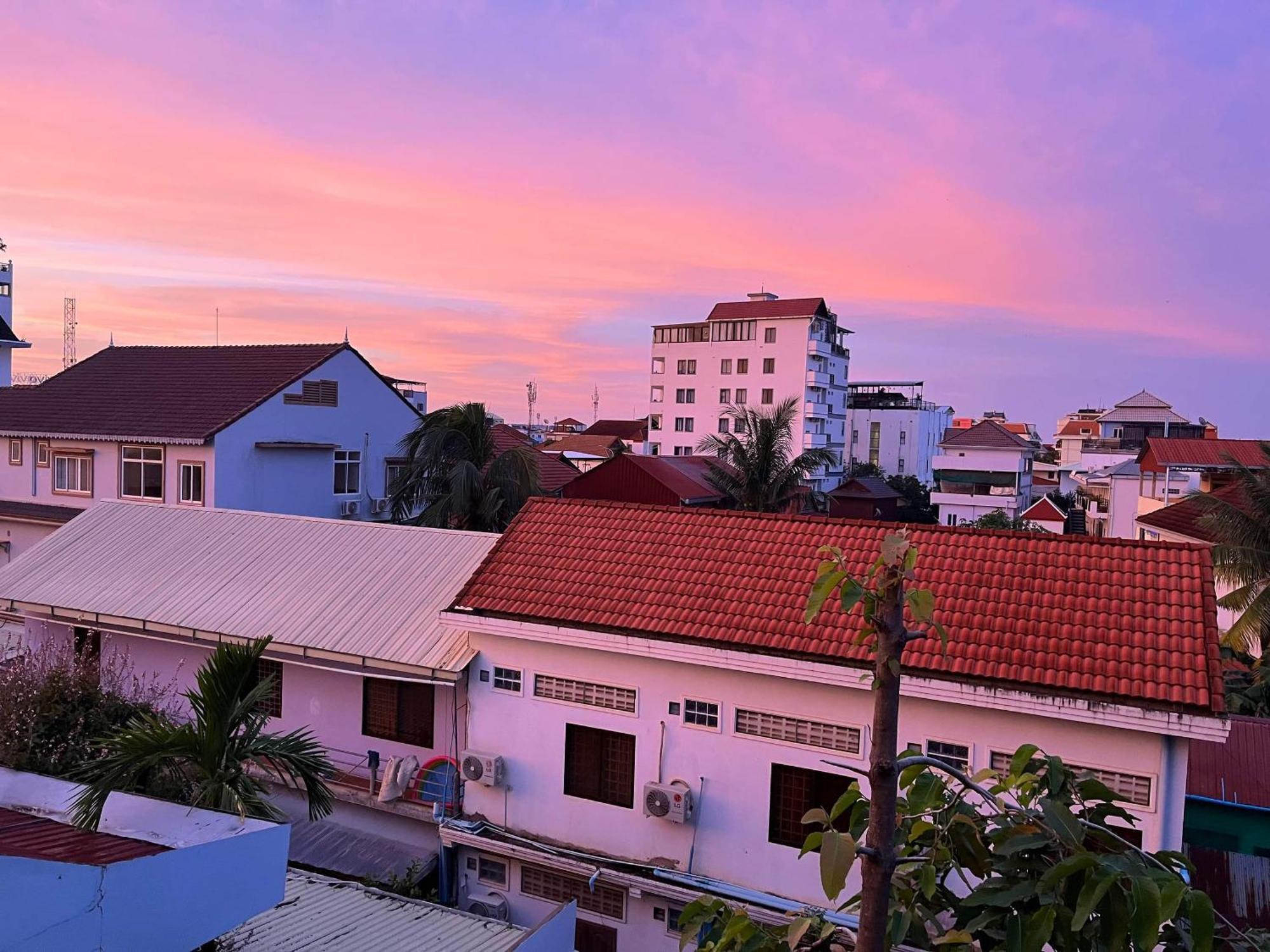 Pteas Kumae Hotel Siem Reap Exterior photo